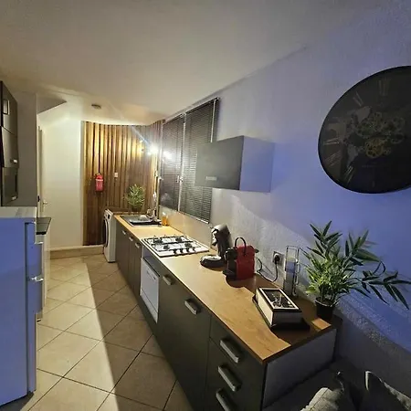 Little Loft * Thezan-les-Beziers